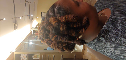 Hair Salon «Twisted Rootz Natural Hair Care Salon», reviews and photos, 2903 Oakland Ave, Greensboro, NC 27403, USA