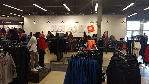 Sporting Goods Store «Nike Factory Store», reviews and photos, 6149 W Irlo Bronson Memorial Hwy, Kissimmee, FL 34747, USA