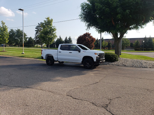 Car Dealer «Al Serra Auto Plaza», reviews and photos, 6167 Saginaw Rd, Grand Blanc, MI 48439, USA