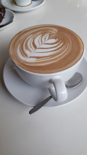 Horarios de Nube Café Orompello