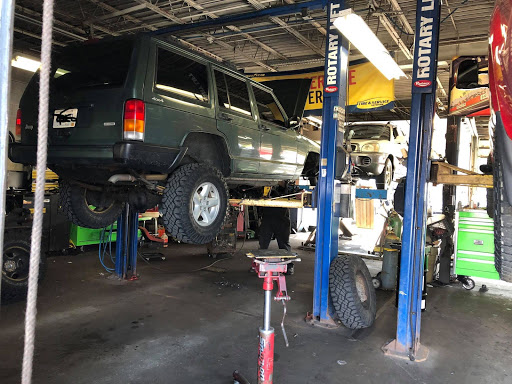 Tire Shop «BTS Tire & Service Stores», reviews and photos, 580 Pawtucket Ave, Pawtucket, RI 02860, USA