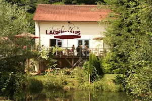 Lagerhaus an der Lauter | Cafè, Kaffeerösterei, Konditorei, Chocolaterie, Seifenmanufaktur image