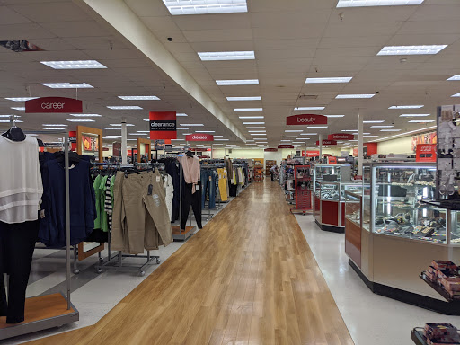 Department Store «T.J. Maxx», reviews and photos, 4121 Towne Center Dr, Louisville, KY 40241, USA