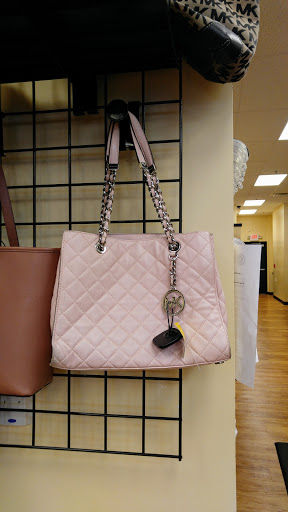 Used Clothing Store «Clothes Mentor», reviews and photos, 4420 Dixie Hwy #132, Louisville, KY 40216, USA