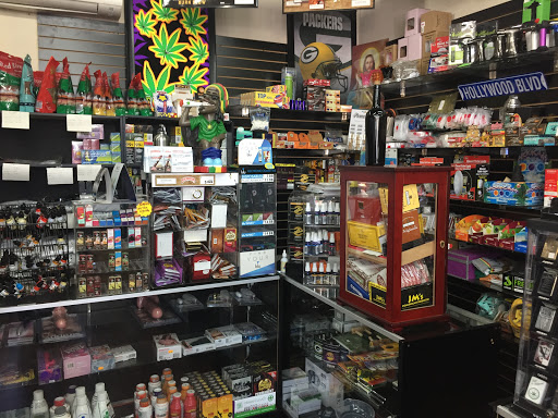 Tobacco Shop «Smoking Box Smoke Shop», reviews and photos, 1008 Alamitos Ave, Long Beach, CA 90813, USA