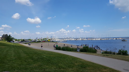 Weddings on the beach in Milwaukee