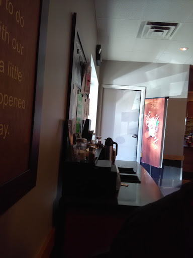 Coffee Shop «Starbucks», reviews and photos, 185 Spencer St, Manchester, CT 06040, USA