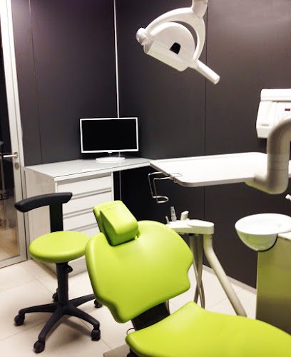 Clínica Dental Ocón Quintial - Implantes dentales Santander - Neurofisiologia en Santander 