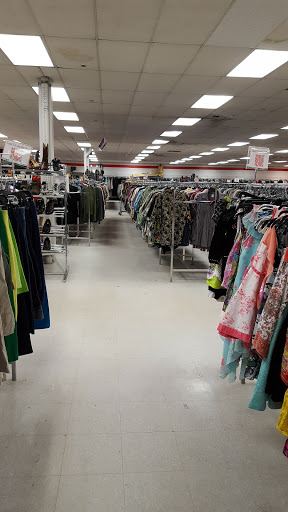 Thrift Store «The Salvation Army Family Store & Donation Center», reviews and photos, 5875 Middlebelt Rd, Romulus, MI 48174, USA