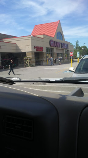 Supermarket «Giant Eagle Supermarket», reviews and photos, 6556 N Ridge Rd, Madison, OH 44057, USA