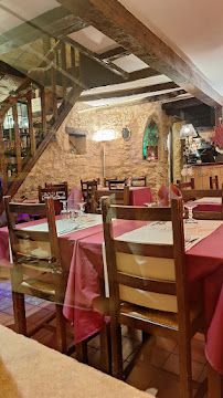 Atmosphère du Restaurant La Cour des Poètes à Sarlat-la-Canéda - n°3