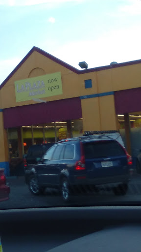 Grocery Store «La Plaza Market», reviews and photos, 515 McLaughlin Ave, San Jose, CA 95116, USA