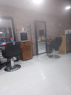 Vernis coiffeur rachid à Évreux
