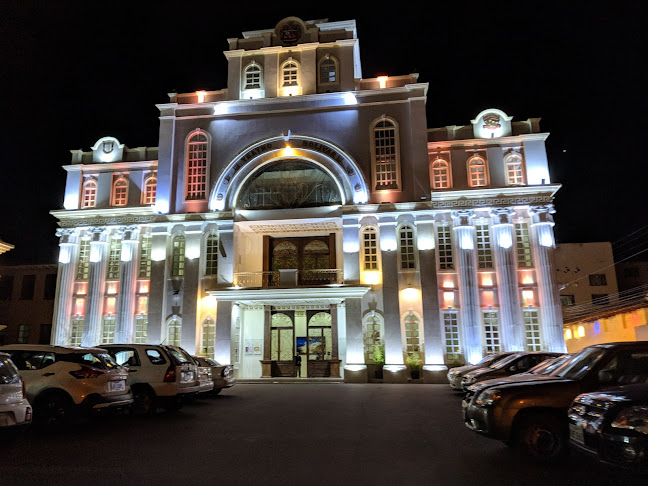 Opiniones de Teatro Municipal Bolívar en Loja - Arquitecto