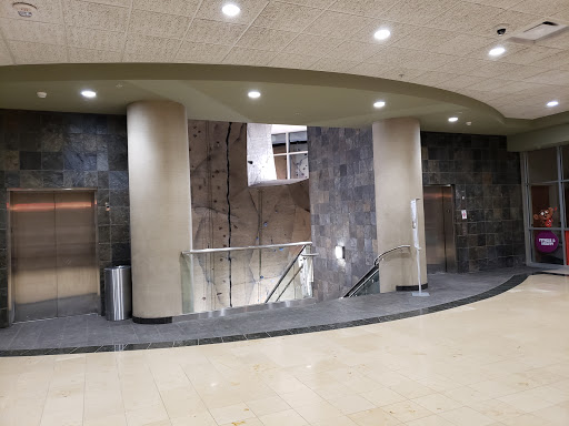 Gym «Life Time Athletic», reviews and photos, 680 Woodlands Pkwy, Vernon Hills, IL 60061, USA