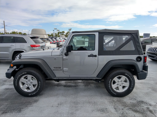 Used Car Dealer «Aventura Chrysler Jeep Dodge Ram», reviews and photos, 2198 NE 163rd St, North Miami Beach, FL 33162, USA