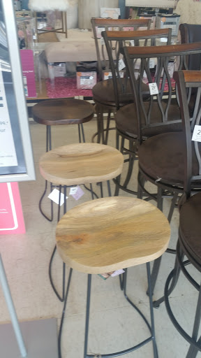 Home Goods Store «At Home», reviews and photos, 301 Noble Creek Dr, Noblesville, IN 46060, USA