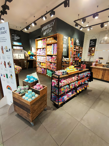 Comments and reviews of Lush Cosmetics Glasgow City
