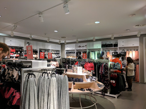 Clothing Store «H&M», reviews and photos, 11800 W Broad St # 1012, Richmond, VA 23233, USA