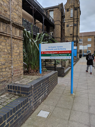 St. Charles NHS Urgent Care Walk-in Centre Open Times