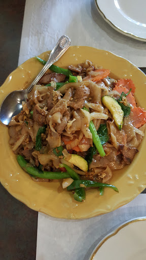 Thai Restaurant «Tup Tim Thai Cuisine», reviews and photos, 3860 Commercial St SE, Salem, OR 97302, USA