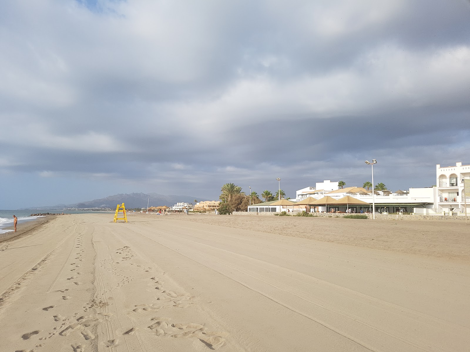 Valokuva Vera Playa Naturistirantaista. pinnalla kirkas hiekka:n kanssa