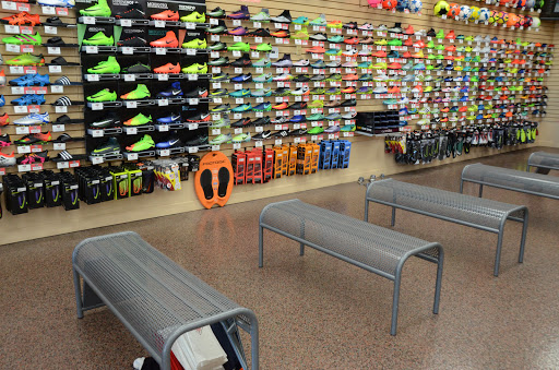 Soccer Store «The Soccer Edge», reviews and photos, 936 Roosevelt Rd, Glen Ellyn, IL 60137, USA
