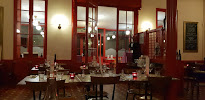 Atmosphère du Restaurant Café de la Gare 1900 à Saint-André-de-Cubzac - n°19