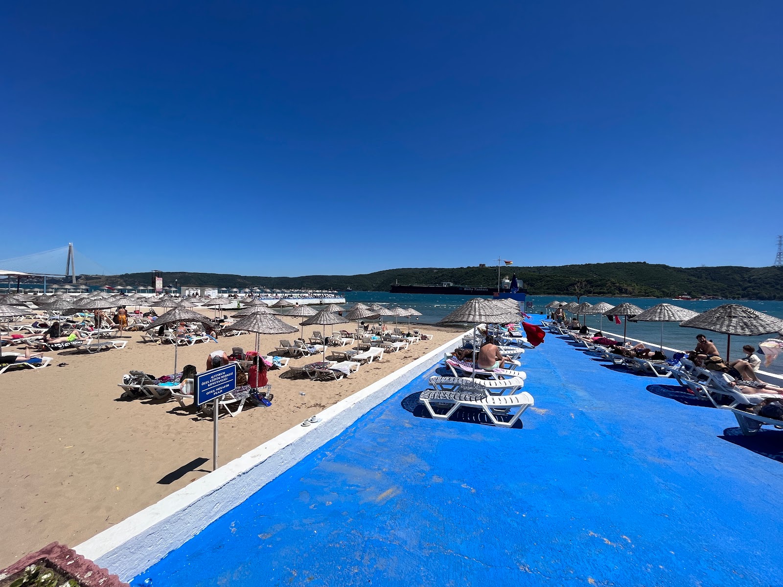 Foto di Altinkum Plaji e l'insediamento