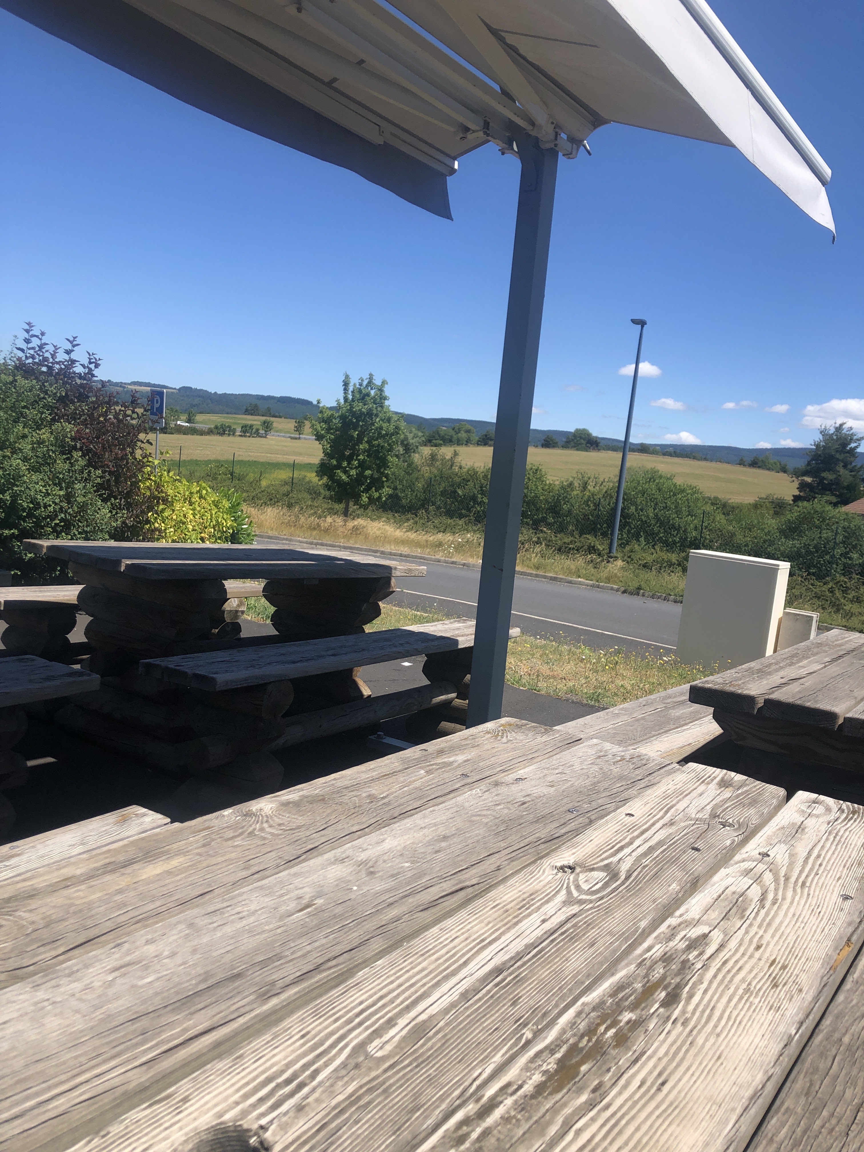 Photo n° 2 de l'avis de Bedee.e fait le 11/07/2020 à 12:06