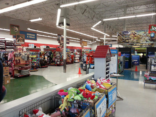 Pet Supply Store «Petco Animal Supplies», reviews and photos, 27580 W Lugonia Ave, Redlands, CA 92374, USA