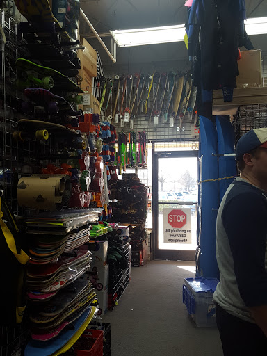 Sporting Goods Store «Play It Again Sports», reviews and photos, 446 Crossroads Blvd, Cary, NC 27518, USA