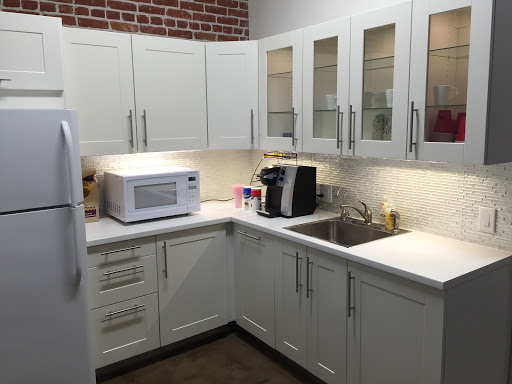 Pro Desk Space - Office & Meeting Rooms image