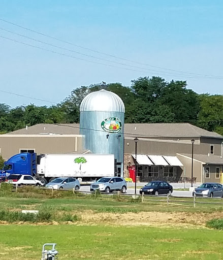 Health Food Store «Leg Up Farmers Market», reviews and photos, 3100 N George St, York, PA 17406, USA