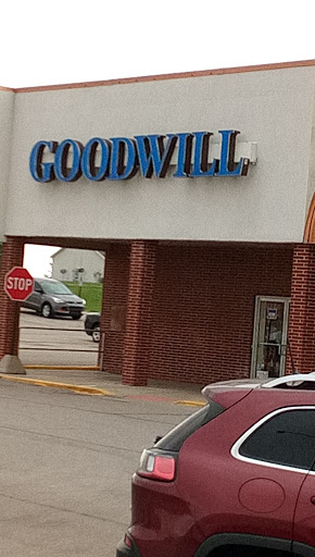 Thrift Store «Goodwill», reviews and photos