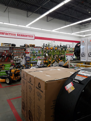 Home Improvement Store «Tractor Supply Co.», reviews and photos, 13500 Benns Church Blvd, Smithfield, VA 23430, USA