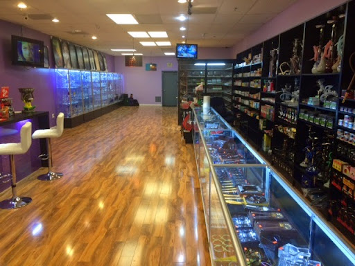 Vaporizer Store «Smoke Depot & Vapor Lounge», reviews and photos, 26930 The Old Rd, Valencia, CA 91381, USA