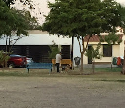 Seguridad Villa California Park photo