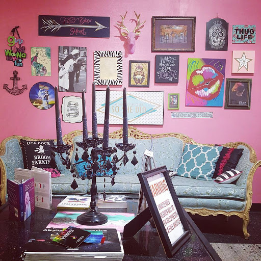 Beauty Salon «Curl Up & Dye», reviews and photos, 2550 S Rainbow Blvd, Las Vegas, NV 89146, USA