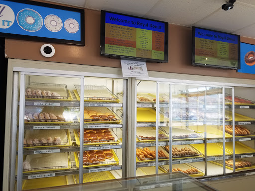 Donut Shop «Royal Donut», reviews and photos, 5759 State Rd, Cleveland, OH 44134, USA