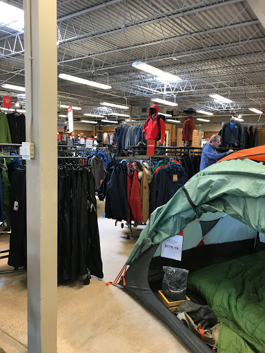 Camping Store «REI», reviews and photos, 1955 County Road B2 W, Roseville, MN 55113, USA