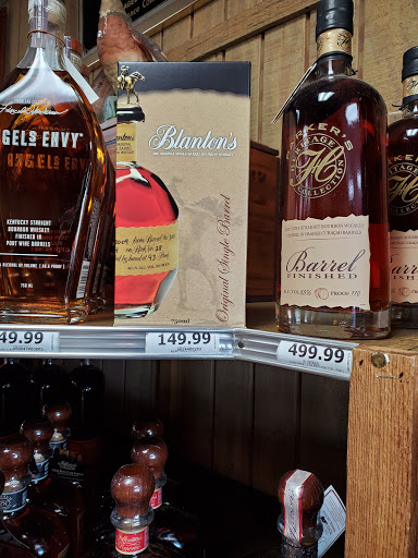 Liquor Store «Owens Liquors,Inc», reviews and photos, 8000 N Kings Hwy, Myrtle Beach, SC 29572, USA