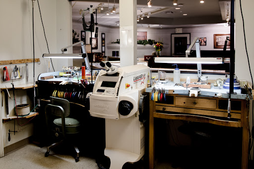 Jewelry Store «Ballard & Ballard Jewelers», reviews and photos, 18400 Brookhurst St, Fountain Valley, CA 92708, USA