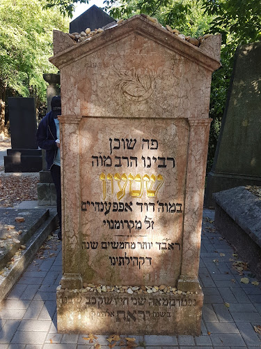 Rabbi Oppenheimer Kozma utca zsidó temető