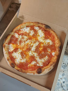 La Pala Pizzeria d'Asporto Via Garibaldi, 10, 26023 Grumello Cremonese ed Uniti CR, Italia