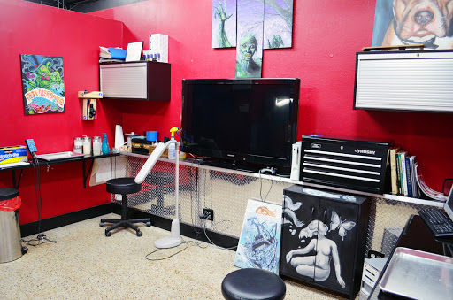 Tattoo Shop «Las Olas Tattoo Company», reviews and photos, 1509 E Las Olas Blvd, Fort Lauderdale, FL 33301, USA