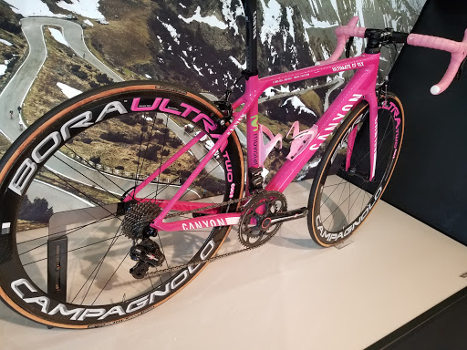 Canyon Bicycles USA image