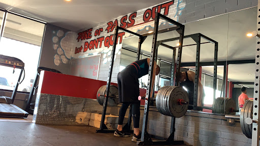 Personal Trainer «Physiques Gym», reviews and photos, 2716 E Bell Rd, Phoenix, AZ 85032, USA