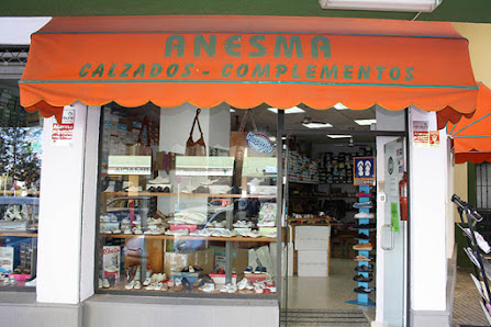 Calzados Anesma - Zapatería Jerez Calle Hijuela de la Canaleja, Urbanización La Canaleja 1, 11406 Jerez de la Frontera, Cádiz, España