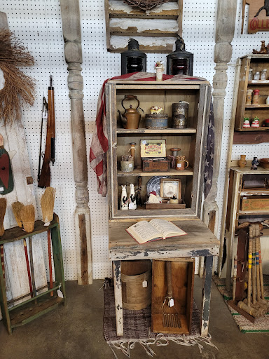 Flea Market «The Slatington Marketplace», reviews and photos, 8281 PA-873, Slatington, PA 18080, USA